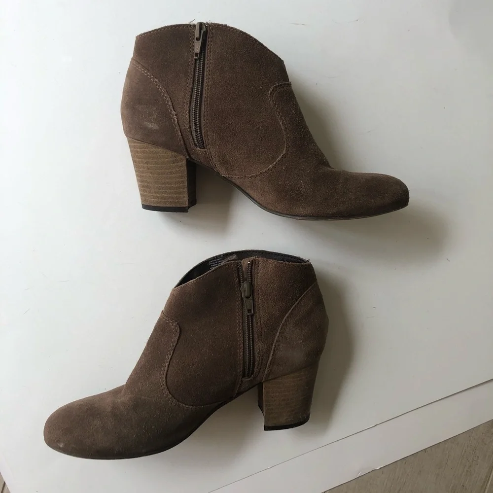 Steve Madden Harlee brown leather casual booties